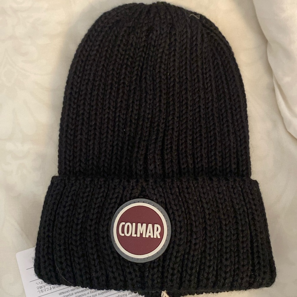 Brand new Colmar knit hat